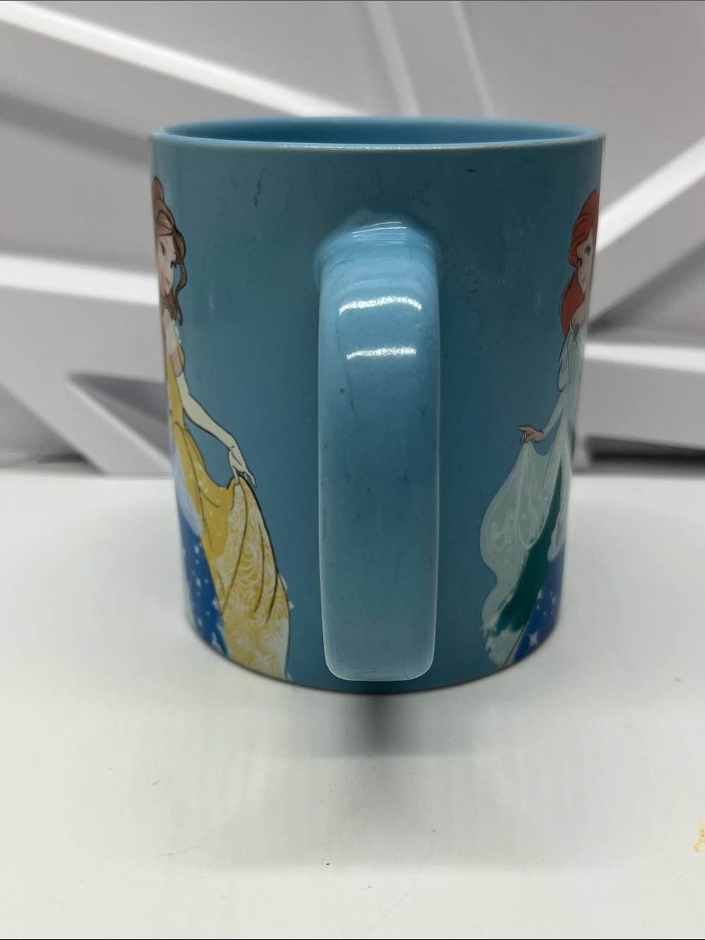 Mug with Princesses - Picture 2 of 4